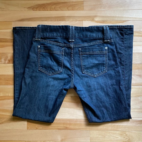 GAP Curvy Boot Cut Jeans - 2 button closure - Picture 12 of 12